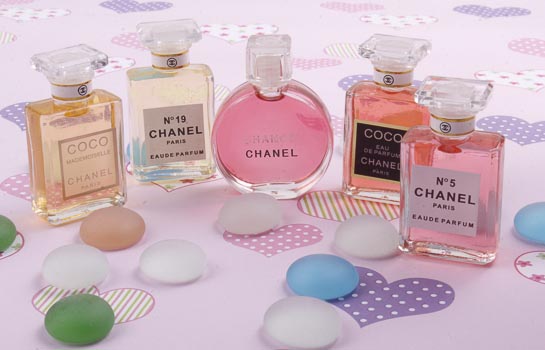 Set bộ 5 chai nước hoa nữ Chanel 300k/ set mỗi chai 7.5ml