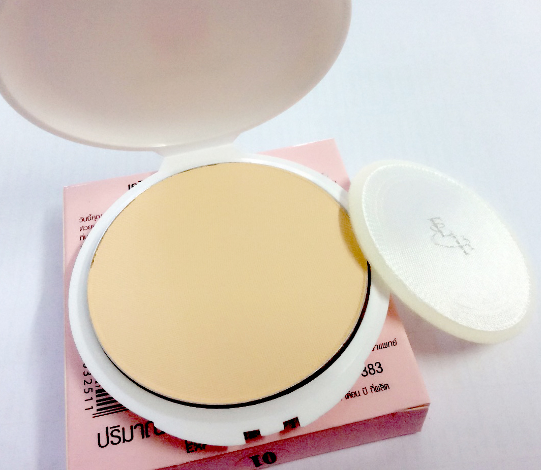 Phấn hồng trang điểm Thái Lan UV Pressed Powder