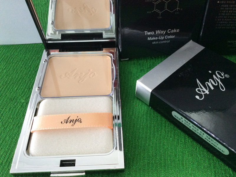 3W clinc Anjo Two Way Cake Make Up Color 13g - Phấn phủ tự nhiên số 21